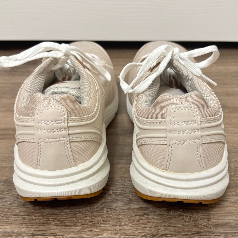 (Sold) Women's Keen Utility Vista Composite Toe Shoes. Size 9W Birch/Brown Sugar - Picture 8 of 11
